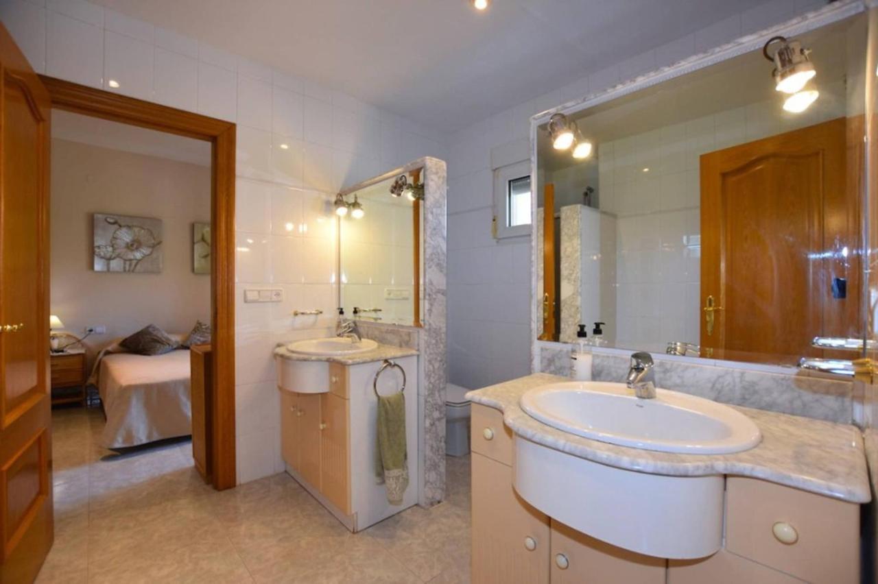 فيلا Torreta Of Gormaig, House With Swimming Pool المظهر الخارجي الصورة